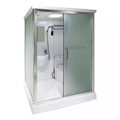 सभी एक शॉवर बाड़े में