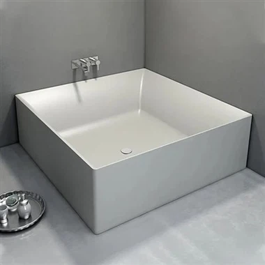 बाथ टब और बारिश लक्जरी